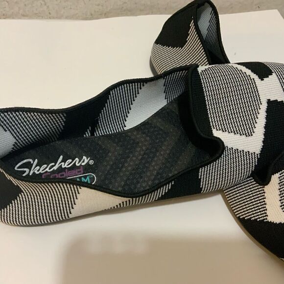 Skechers Air-Cooled Memory Foam Knit Slip-On Flats, Women’s 8 - Picture 8 of 10